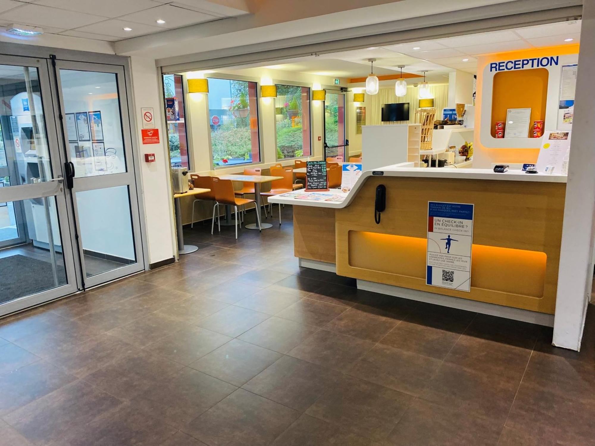 Ibis Budget Noyon Zewnętrze zdjęcie